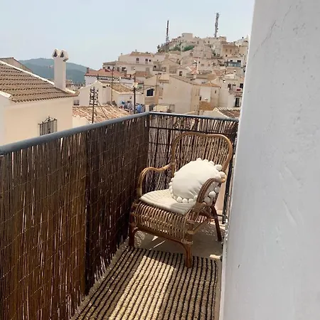 Renovated Cinema Town House In Comares * Malaga