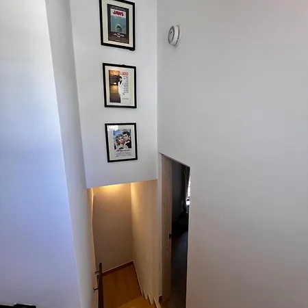 Renovated Cinema Town House In Comares Malaga